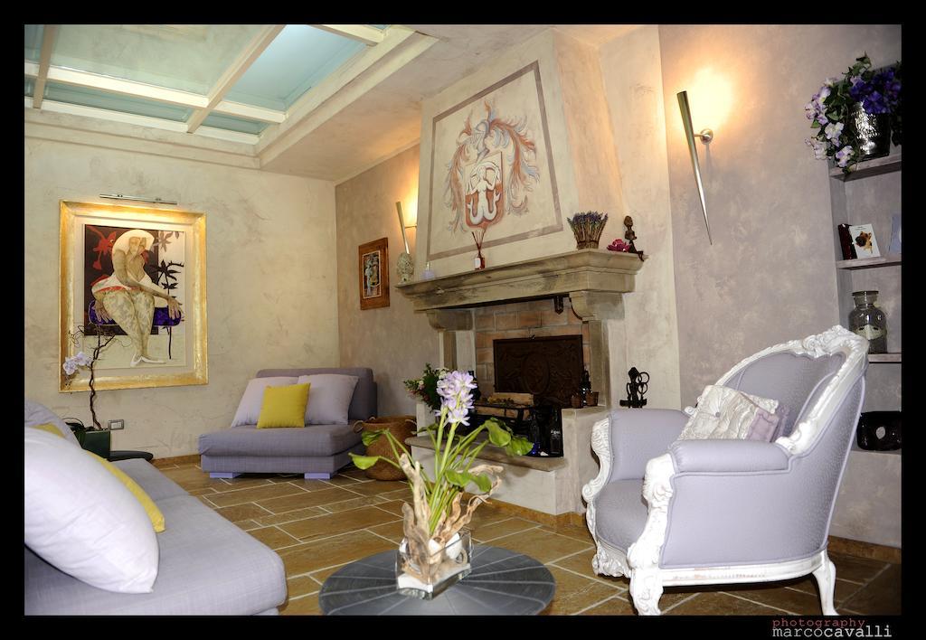 Bed and Breakfast Relais Di Alice- Adults Only Форте-дей-Мармі Екстер'єр фото