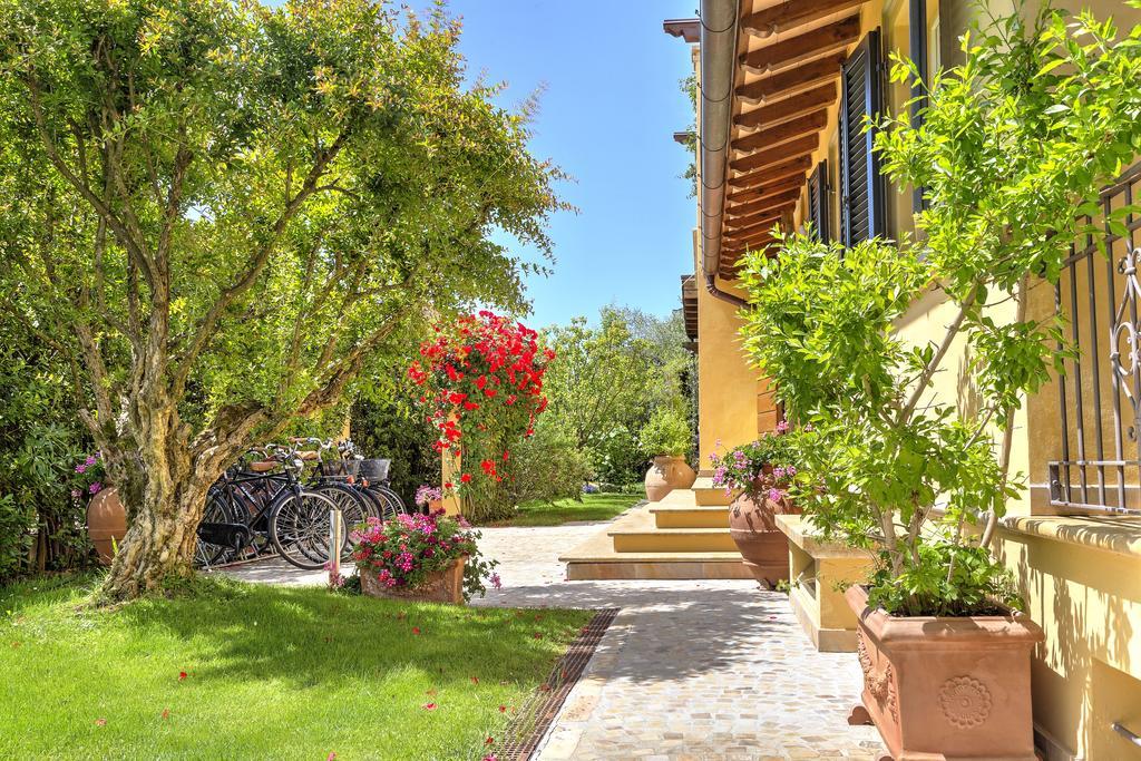 Bed and Breakfast Relais Di Alice- Adults Only Форте-дей-Мармі Екстер'єр фото